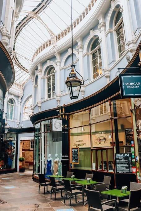 2-Bed Apartment Heart Of Cardiff Buitenkant foto