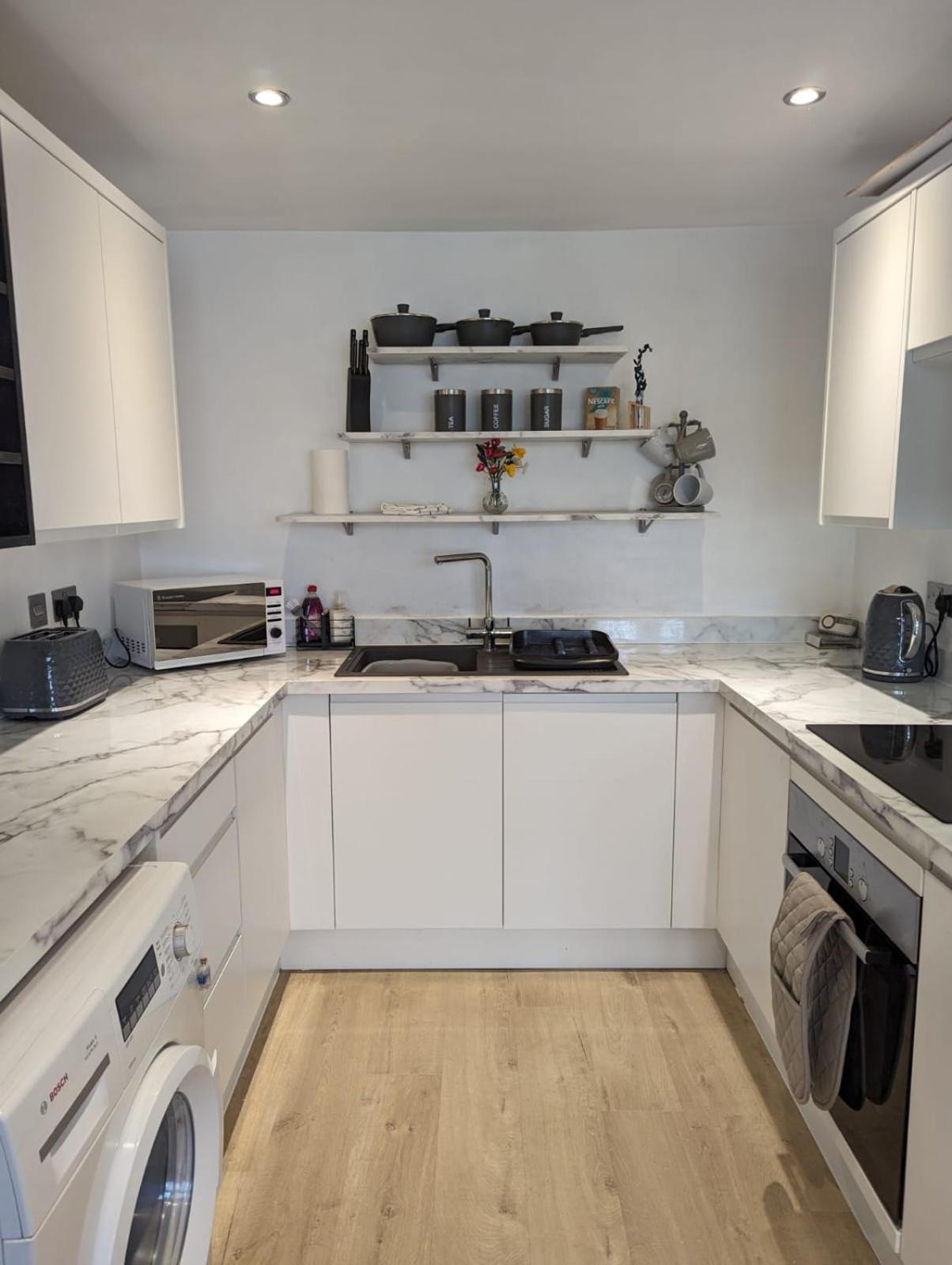 2-Bed Apartment Heart Of Cardiff Buitenkant foto