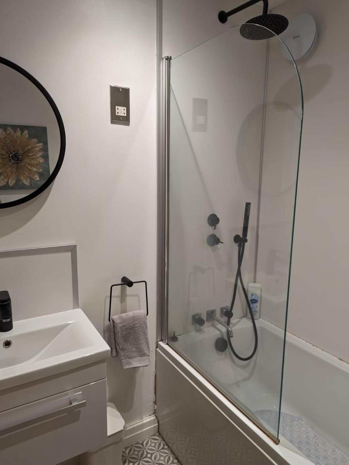 2-Bed Apartment Heart Of Cardiff Buitenkant foto